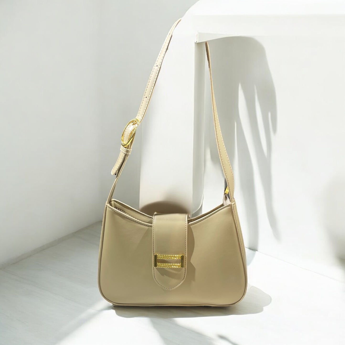 CARTERA BUCKLE BEIGE